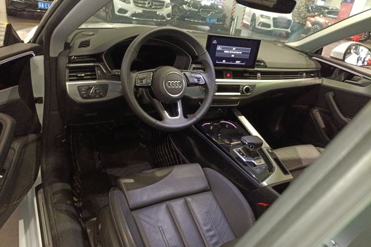 Used Audi A5 2023 Coupe 40 TFSI Fashionable and Dynamic Model Center Console
