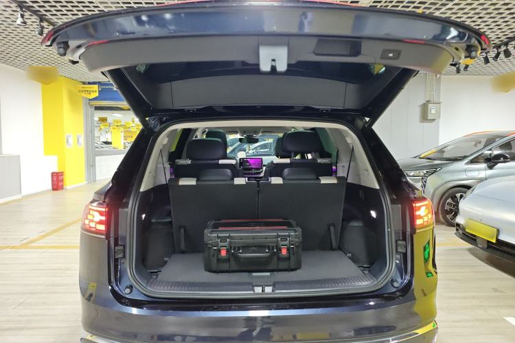 Used Volkswagen ID.6 CROZZ 2022 Long-Range PRO Edition