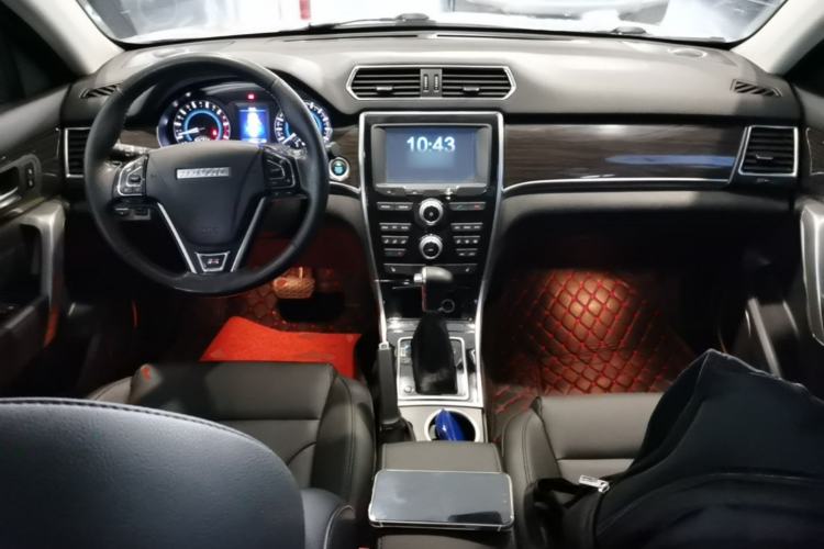 Used Haval H2 2016 Red Label 1.5T Automatic Two-Wheel Drive Elite Model
