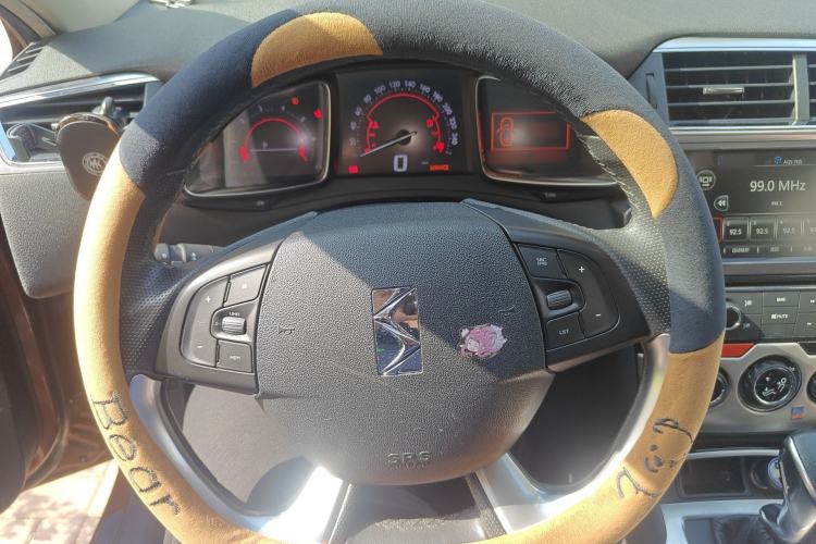 Used DS 6 2016 1.6T Luxury Edition THP160 Steering Wheel
