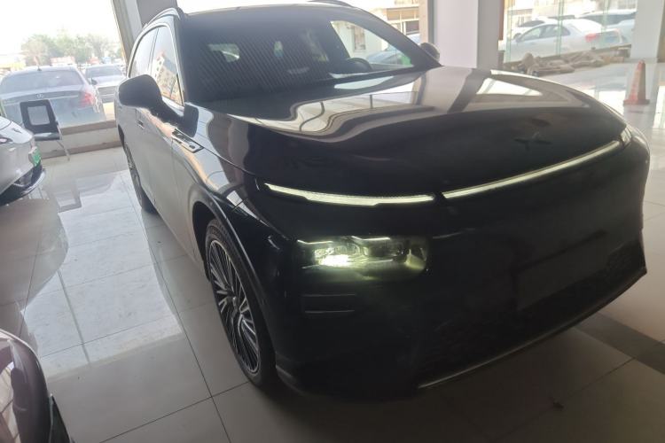 Used XPeng G9 2024 570 Max Exterior 1