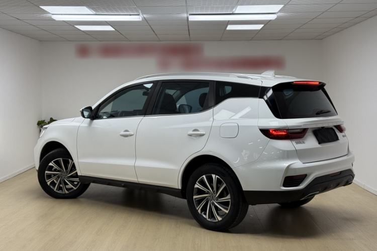 Used Geely Auto Vision X6 2020 1.4T Manual Luxury Model
