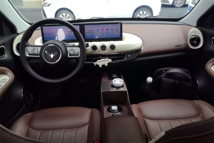 Used Wuling Bingo 2023 333 km Lingxi Connected Version
