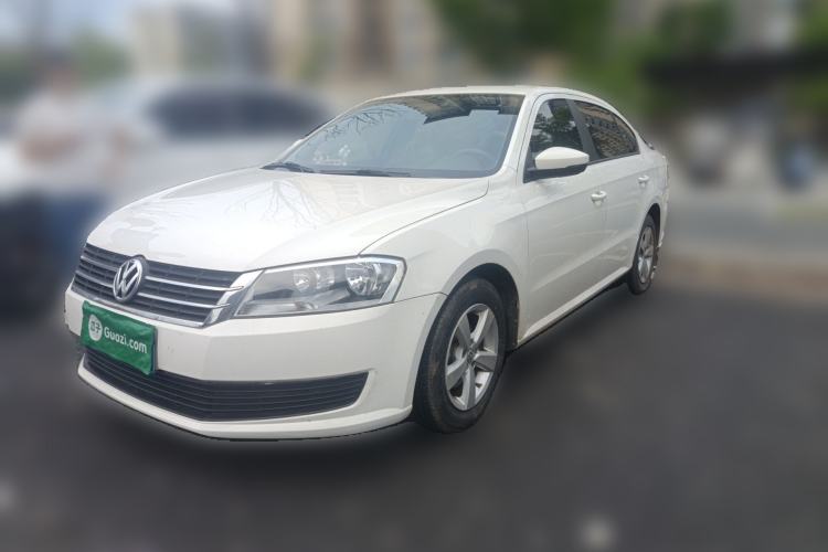 Used Volkswagen Lavida 2015 1.6L Automatic Fashion Edition