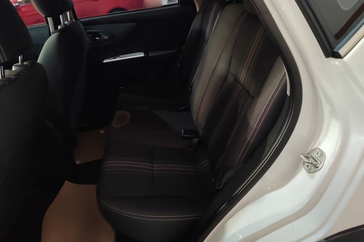 Used Dongfeng Aeolus AX3 2016 1.5L Manual ZhiKu Model
