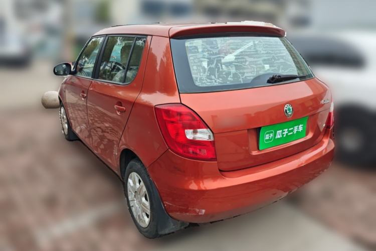 Used Skoda Fabia 2011 1.4L Manual Crystal Edition
