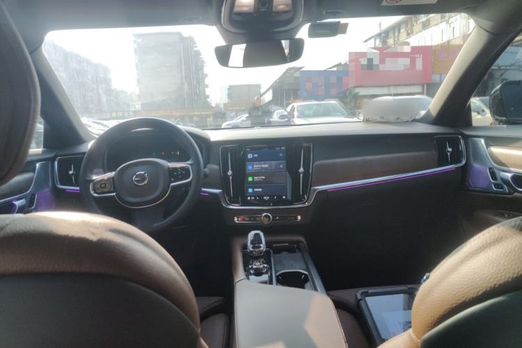 Used Volvo S90 2023 B5 Zhiyuan Luxury Edition