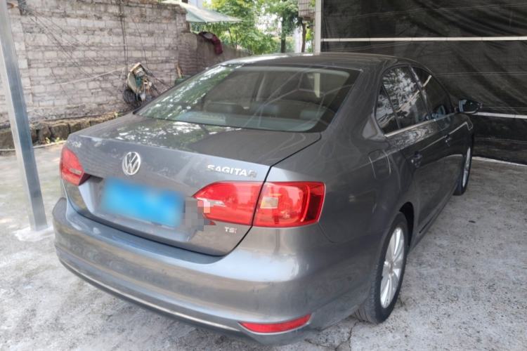 Used Volkswagen Sagitar 2014 1.4TSI Automatic Luxury Model Rear Right 45 Deg