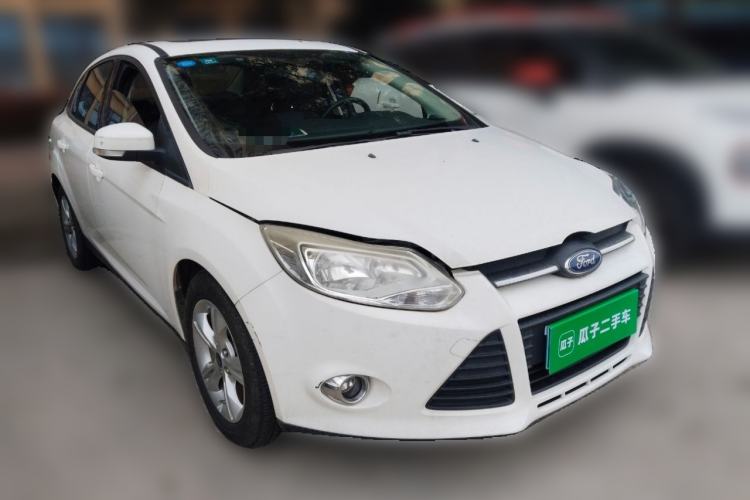 Used Ford Focus 2012 Sedan 1.6L Manual Fashion Edition
