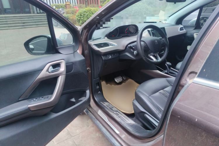 Used Peugeot 2008 2014 1.6L Automatic Navigation Edition Driver Seat