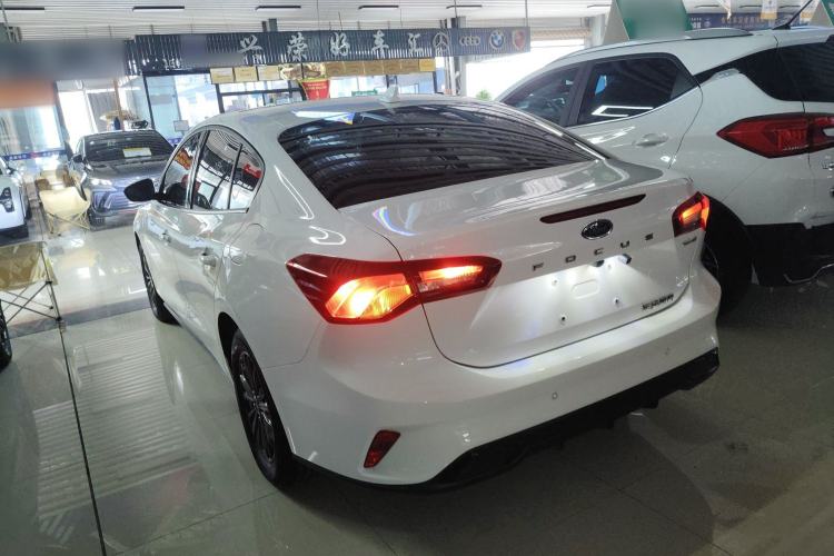 Used Ford Focus 2022 Sedan EcoBoost 180 Automatic Performance Edition
