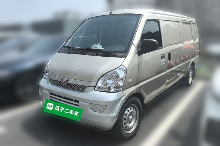 Used Wuling Rongguang EV 2022 Basic Model Enclosed-Window Vehicle with 2 Seats Equipped with Penghui Battery