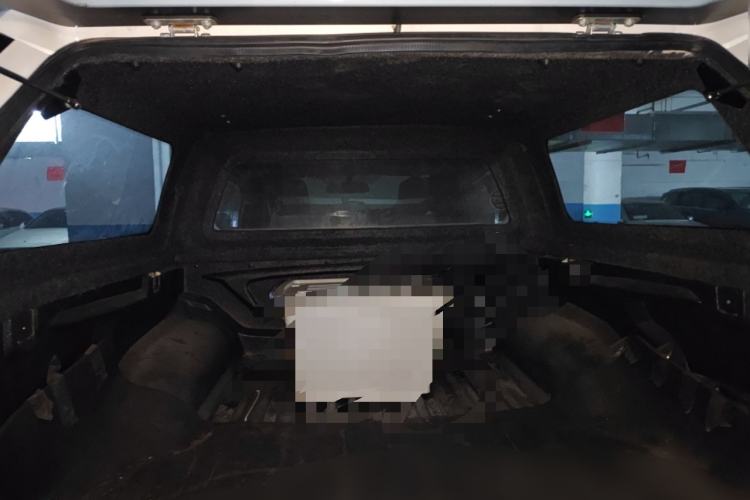 Used Nissan Navara 2017 2.5L Automatic 2WD Luxury Edition QR25