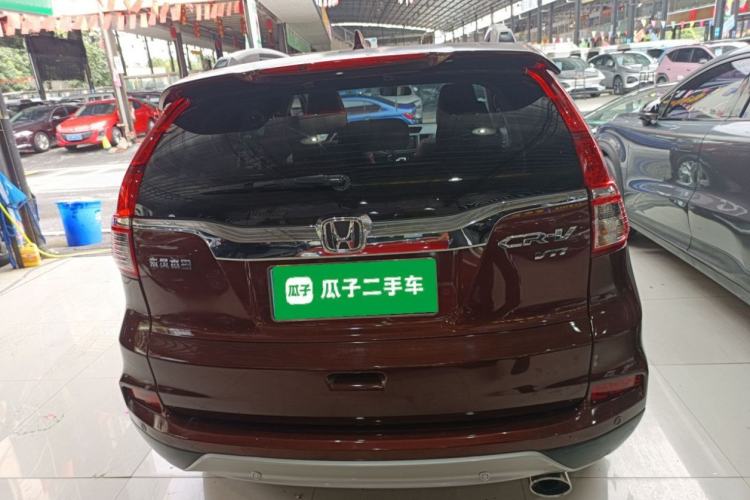 Used Honda CR-V 2015 2.4L two-wheel drive luxury version