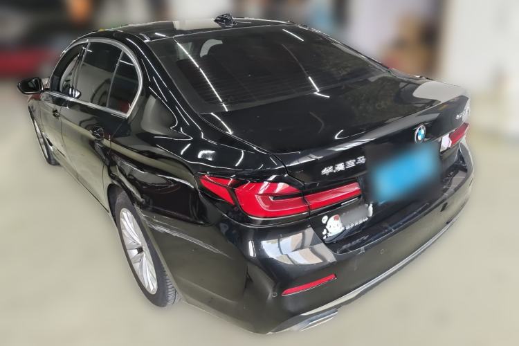 Used BMW 5 Series 2022 Second Facelift 525Li Luxury Package Rear Left 45 Deg