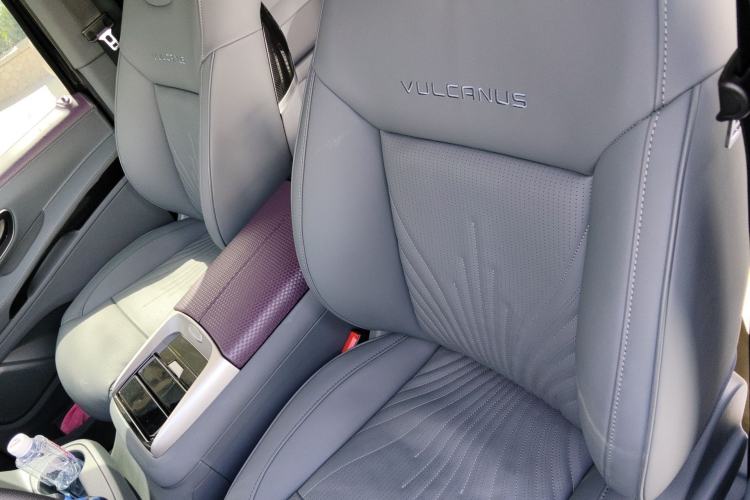 Used Mercedes-Benz Vito 2024 2.0T Elite Version 8 Seats