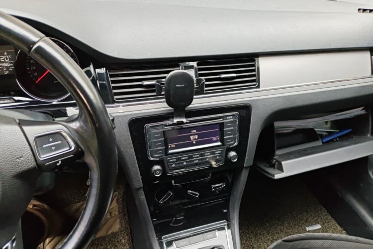 Used Volkswagen Bora 2015 Zhuihui Edition 1.6L Manual Comfort Model Audio And AC Panel