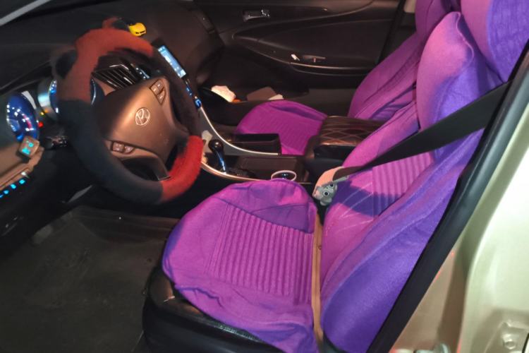 Used Hyundai Sonata 2011 2.0L Automatic Luxury Edition
