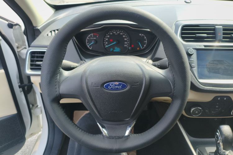 Used Ford Escort 2015 1.5L Automatic Comfort Edition