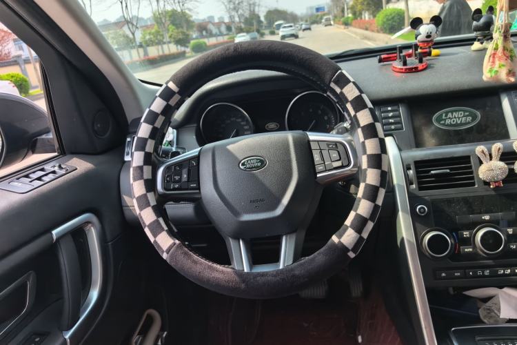 Used Land Rover Discovery Sport 2016 2.0T SE Steering Wheel