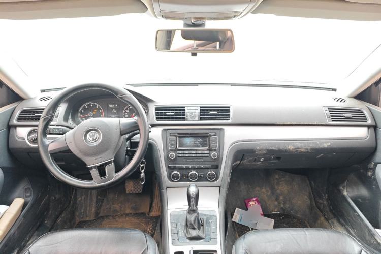 Used Volkswagen Passat 2013 1.8TSI DSG Government Procurement Edition Center Console