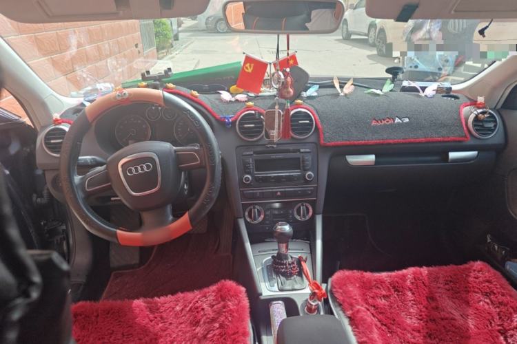 Used Audi A3 2010 Sportback 1.8T Luxury Model Center Console