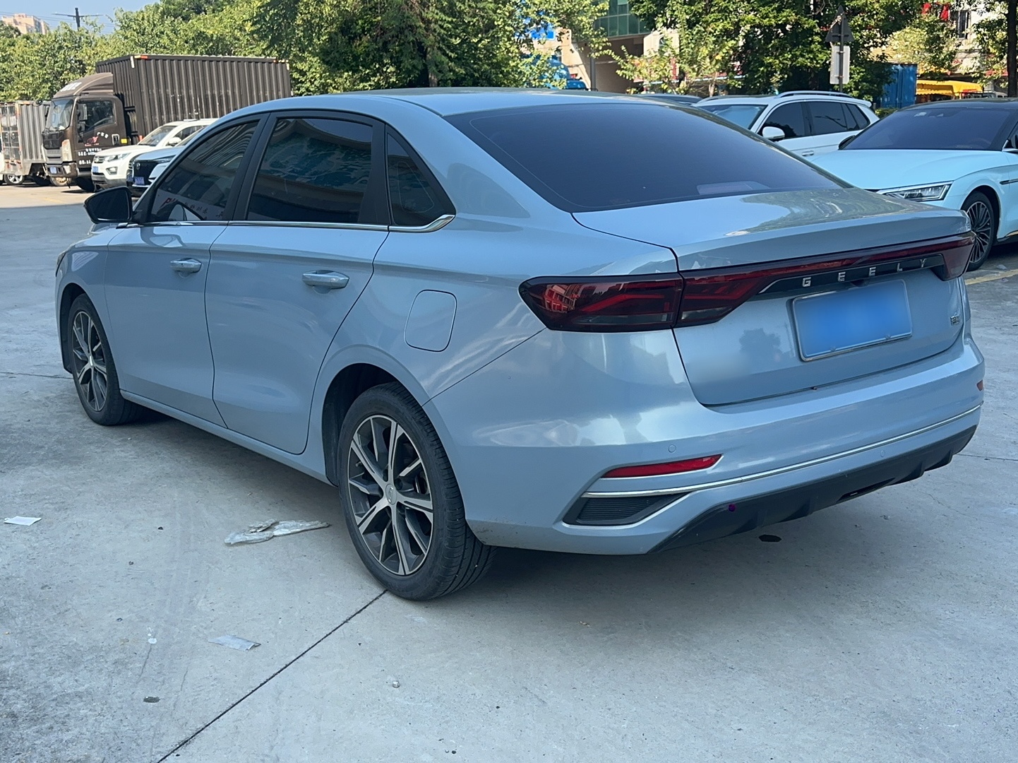 Geely Auto Emgrand 2023 4th Generation Champion Edition 1.5L CVT Prestige Model — снимка 6