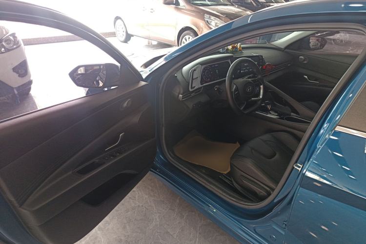 Used Hyundai Elantra 2021 1.5L CVT GLX Elite Edition
