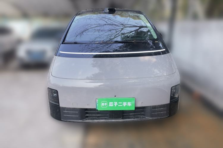Used Li Auto MEGA 2024 Ultra Model
