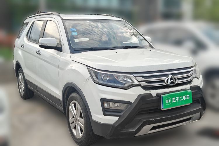 Used CHANGAN OSHAN CX70 2016 1.6L Manual Luxury Model Front Right 45 Deg
