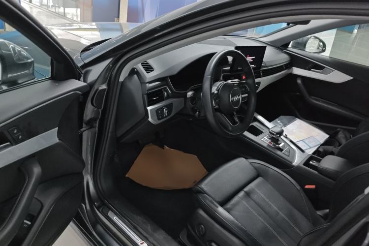 Used Audi A4L 2022 40 TFSI Fashion Dynamic Model Driver Seat