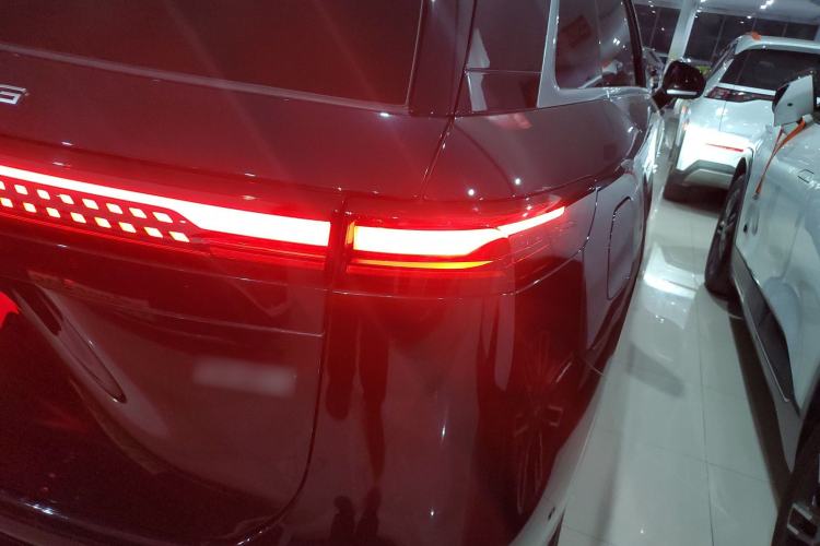 Used XPeng G9 2024 702 Pro Exterior 1