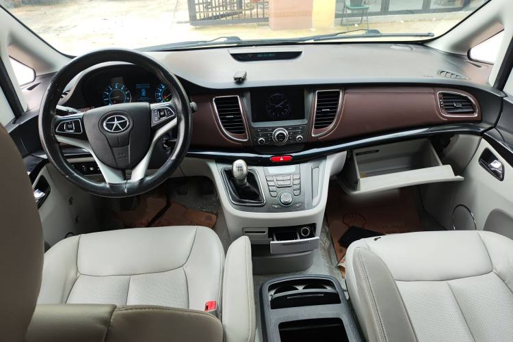 Used JAC Refine M5 2017 2.0T Gasoline Manual Business Edition