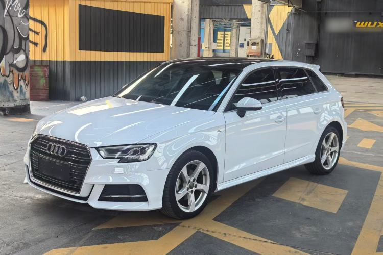Used Audi A3 2019 Sportback 35 TFSI Fashion Edition China VI Emission Standard Guazi used car, China used car export, Used car for sale, Used cars, Cheapest cars for sale