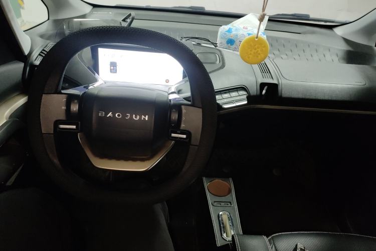 Used Baojun KiWi EV 2021 Artist Model Ternary Lithium