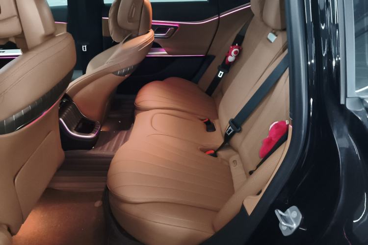 Used Mercedes-Benz E-Class 2024 E 300 L Stylish Model Left Rear Seat