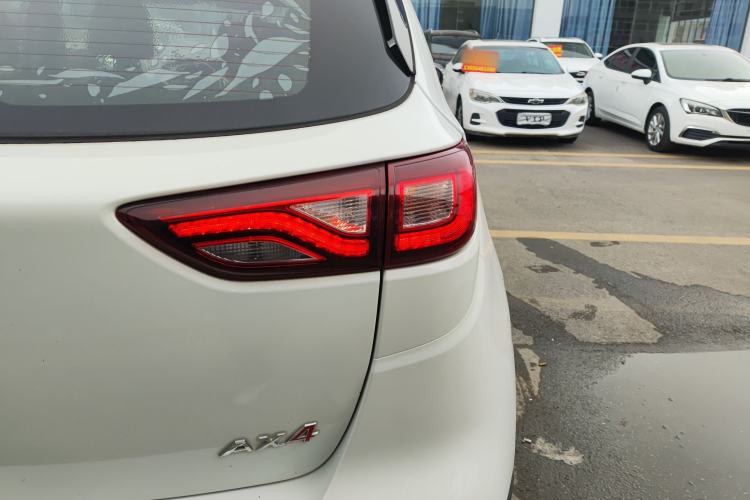 Used Dongfeng Aeolus AX4 2017 1.6L DCT Trendy Style
