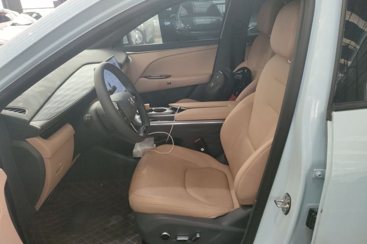 Used ARCFOX Alpha T5 2024 660 MAX Left Front Seat