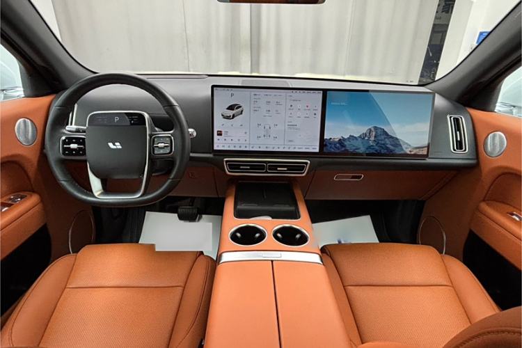 Used Li Auto L7 2023 Pro Model
