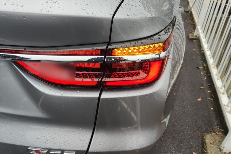 Used Changan CS85 COUPE 2023 1.5T DCT Luxury Version