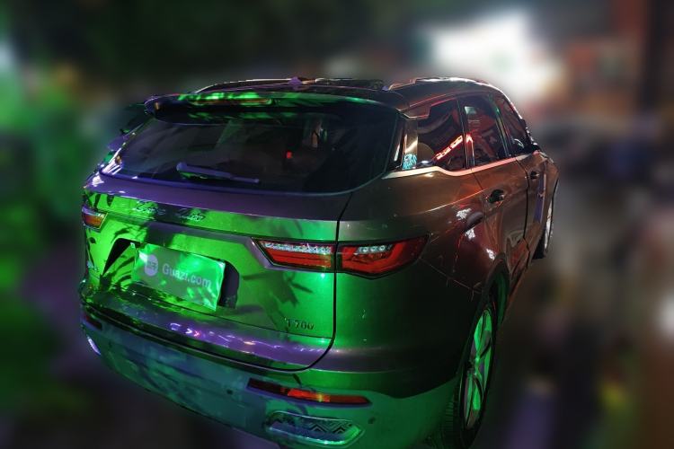 Used Zotye T700 2017 2.0T Dual-Clutch Prestige Version Rear Right 45 Deg