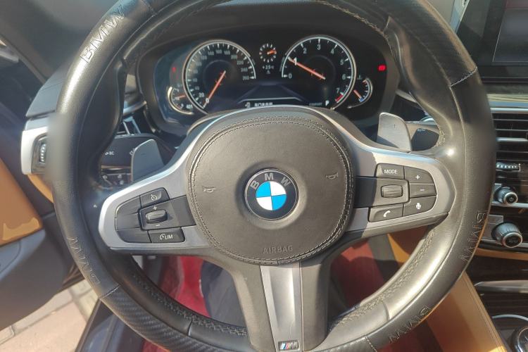 Used BMW 5 Series 2018 Facelifted 530Li xDrive M Sport Package
