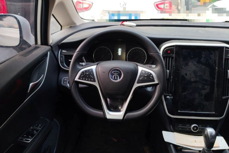 Used BYD Song MAX 2017 1.5T Automatic Smart Connect Luxury 7-Seater Steering Wheel