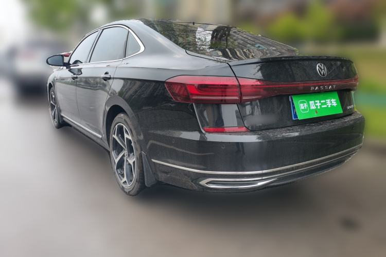 Used Volkswagen Passat 2025 Outstanding Model 380TSI Starry Dragon Glorious Edition
