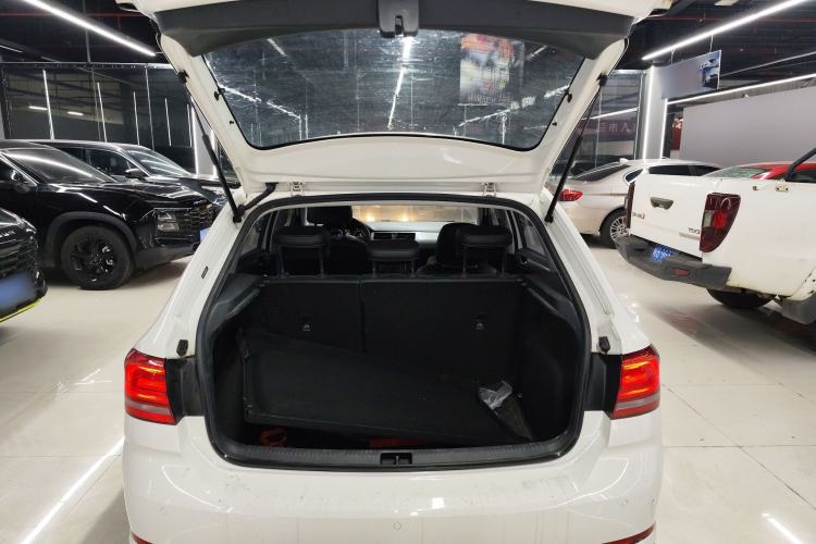 Used Volkswagen Santana 2015 Haval H6 1.6L Automatic Comfort Model