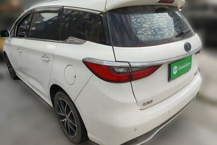 Used BYD Song MAX 2017 1.5T Automatic Smart Connect Elite 7-Seater
