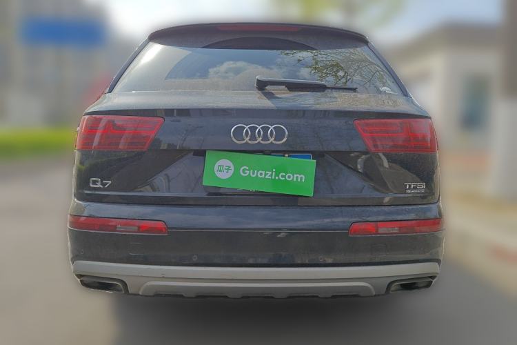 Used Audi Q7 
