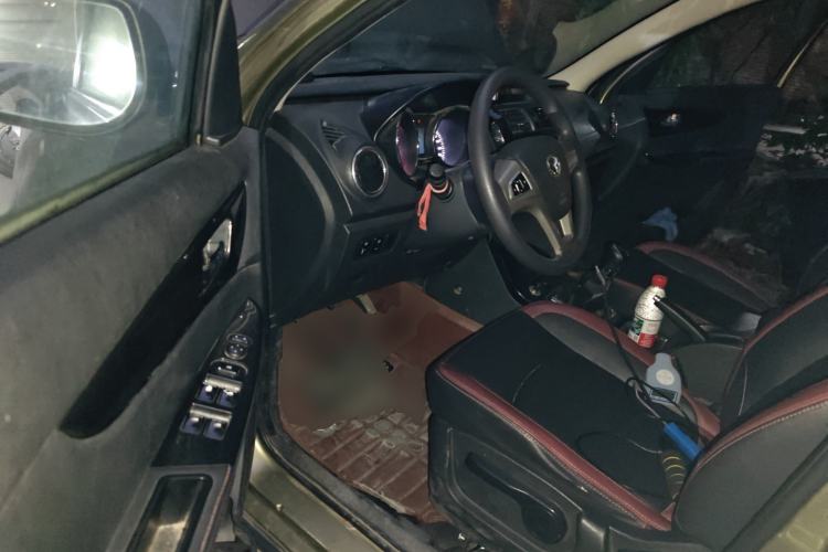 Used HYOSOW S3 2014 1.5L Comfort Version China IV Emission Standard Driver Seat