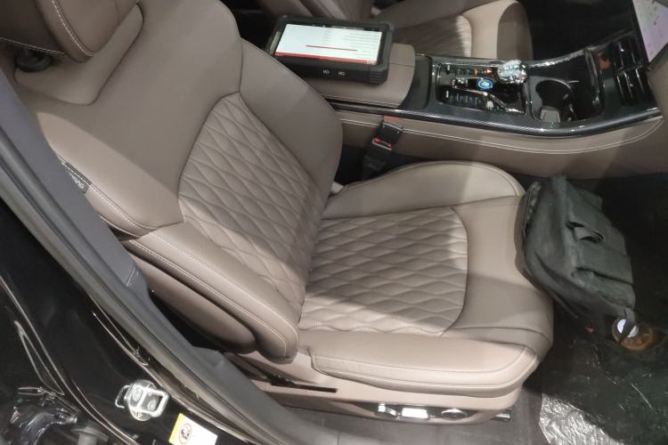 Used BYD Han 2024 EV Glory Edition 506KM Front-Wheel-Drive Premium Model
