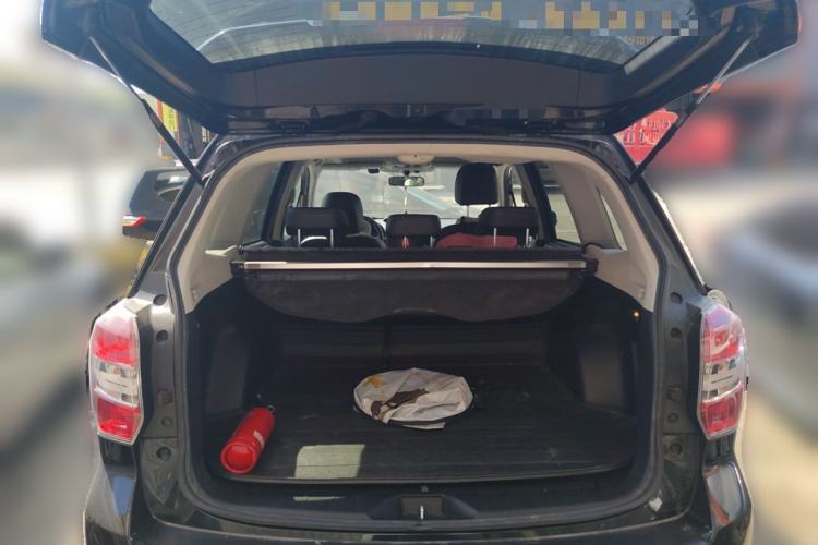 Used Subaru Forester 2015 2.0i Special Edition Commemorative Model Trunk